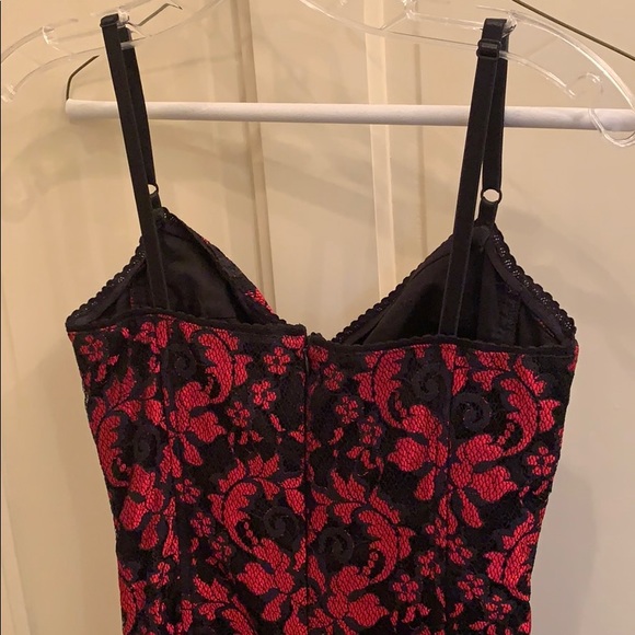 Dress - Picture 6 of 8